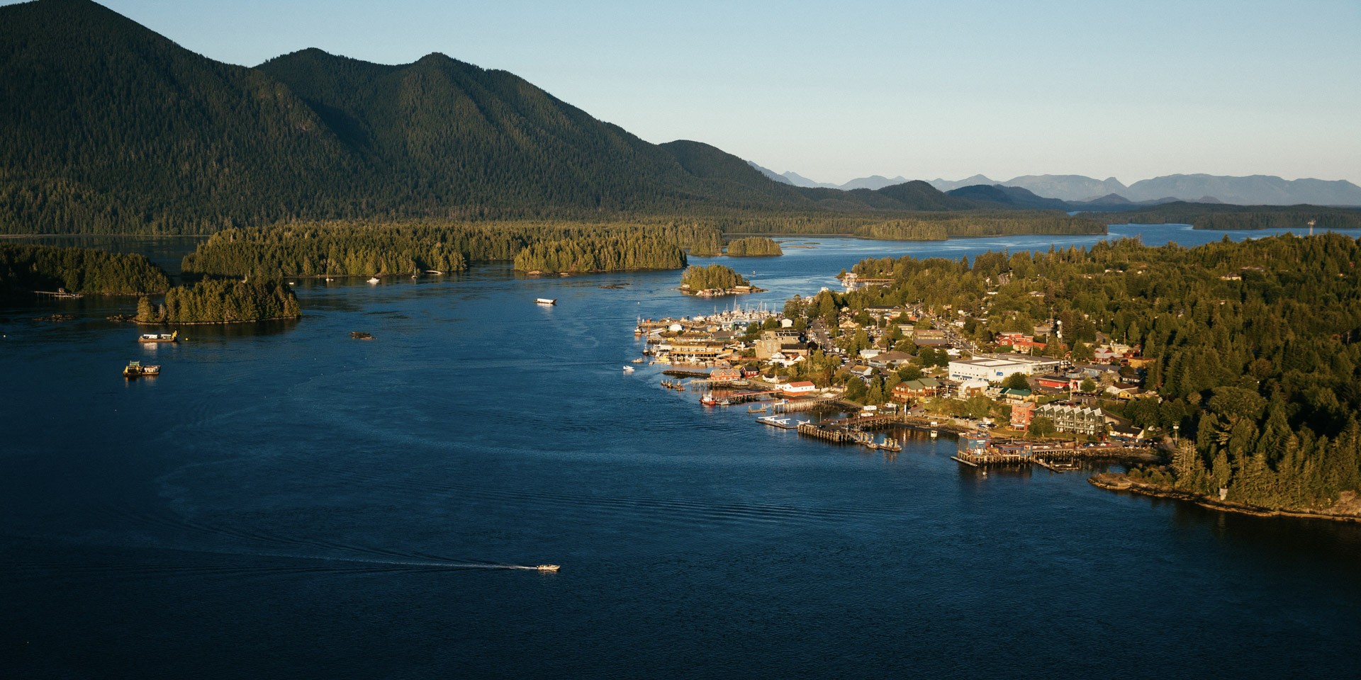 Tofino Resort + Marina | Hotel Accomodation | Adventure Tours